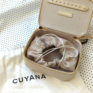 Cuyana Travel Case
